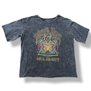 Official Wild Beauty World Tour T Shirt Caution to the Wind Women's MEDIUM